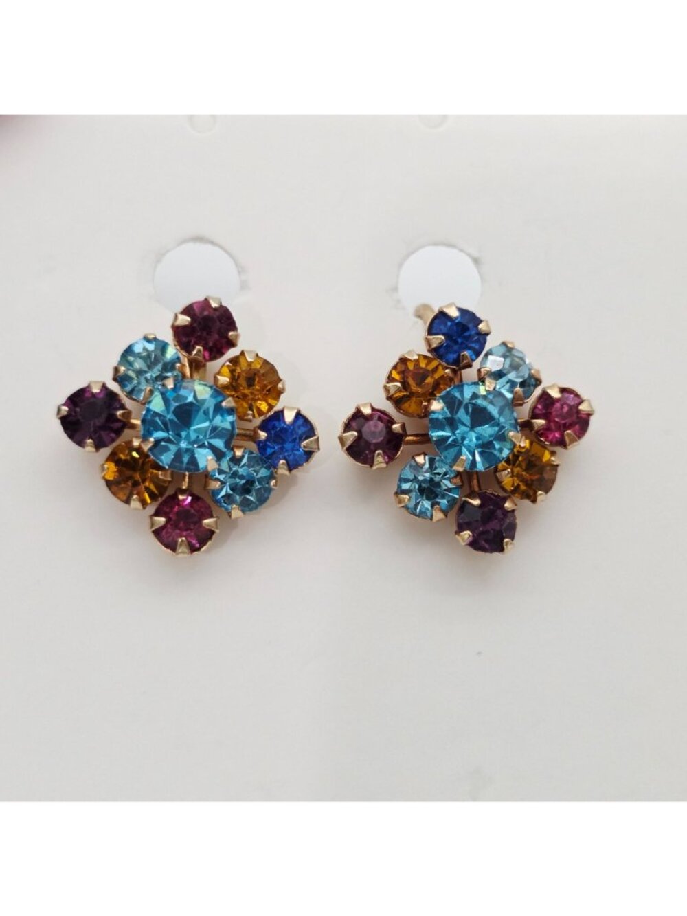 Vintage Multicolor Czech Crystal Screw-Back Earrings Gold-Tone Setting 3/4" - Picture 7 of 7